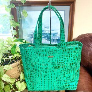 Vegan Croc Embossed Leather Tote Bag In Emerald Green Color